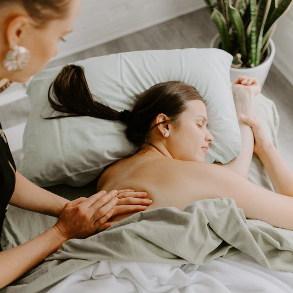 The Truth About Massage During Pregnancy and Postpartum by Rebecca from Enci Wellness
